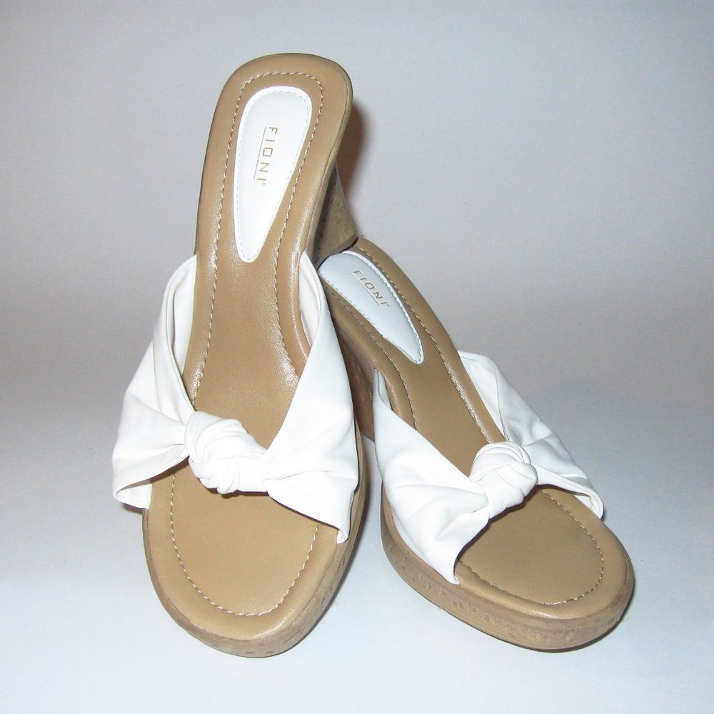 Fioni White Wedge Sandal Heels [BRAND NEW]